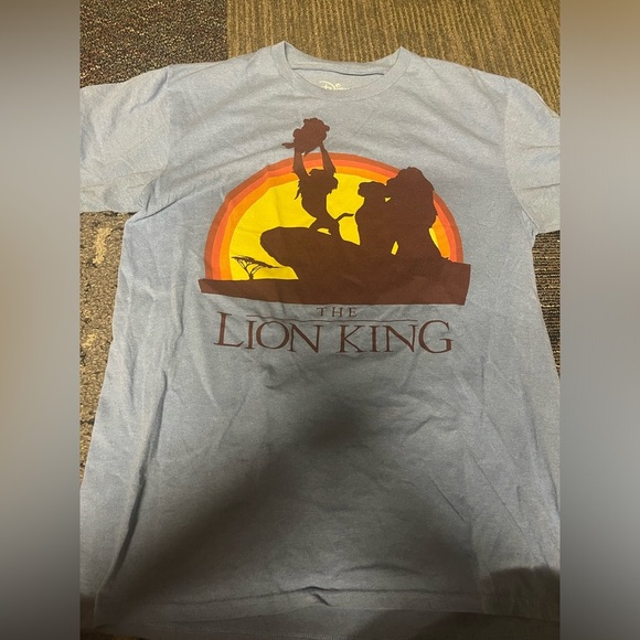 Disney Other - Lion King T-shirt